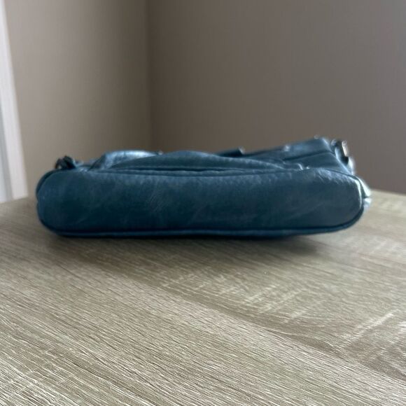 NWOT … BUENO Crossbody Bag With Adjustable Strap - Picture 5 of 6